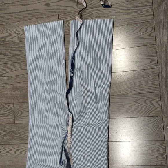 Beautiful pants by J.Crew🌼☘️💕 - Picture 16 of 16